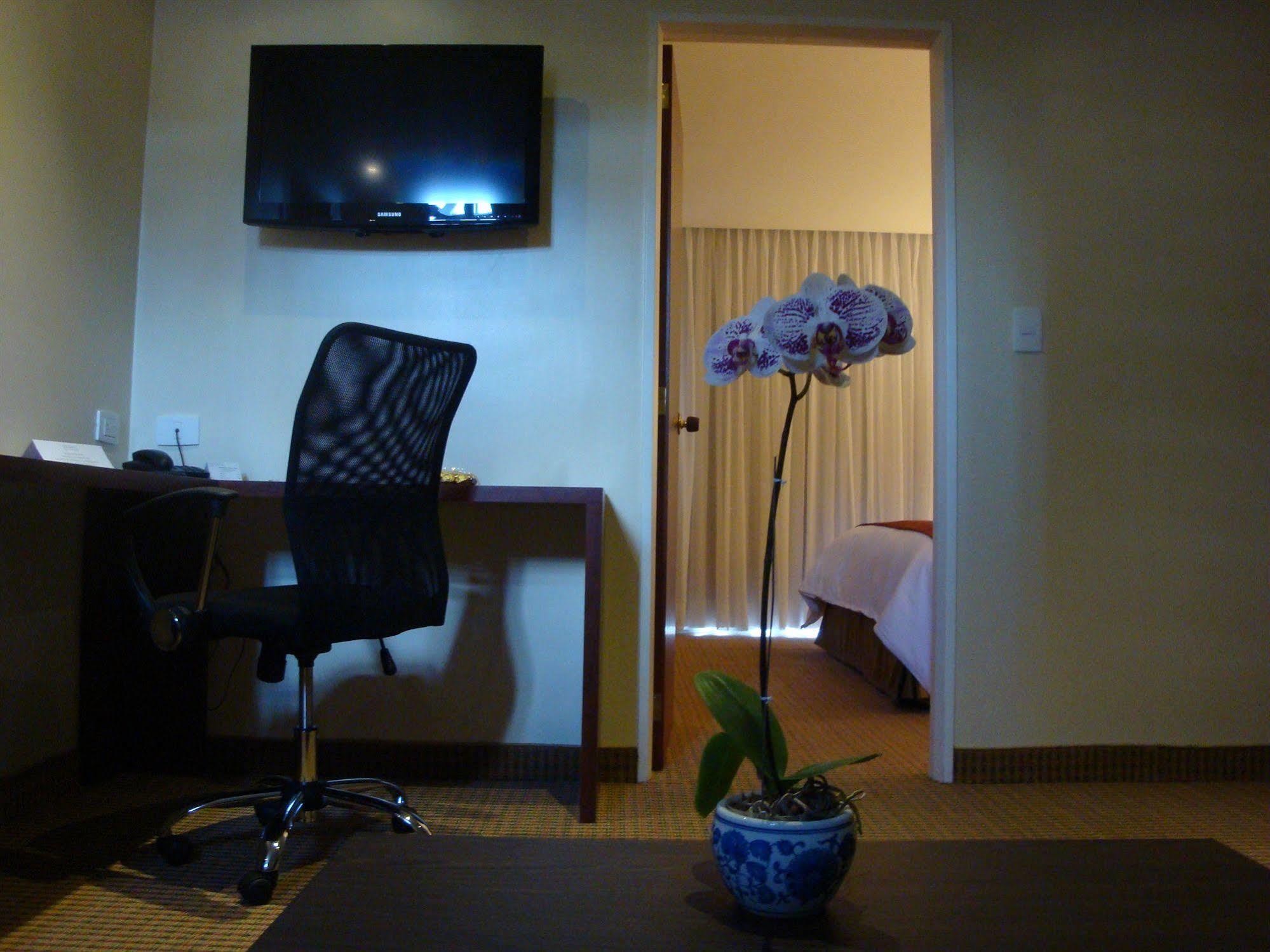 Hotel Continental Altamira à Caracas Extérieur photo