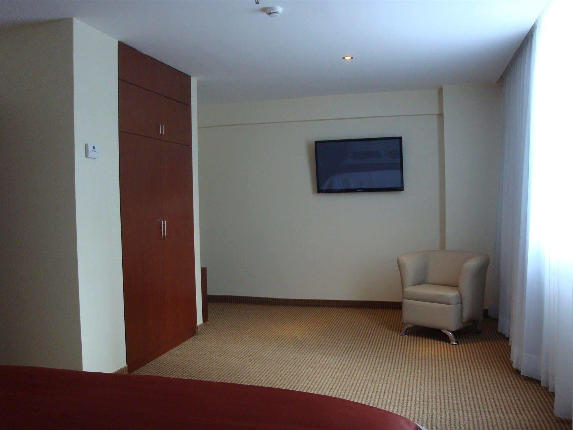 Hotel Continental Altamira à Caracas Extérieur photo