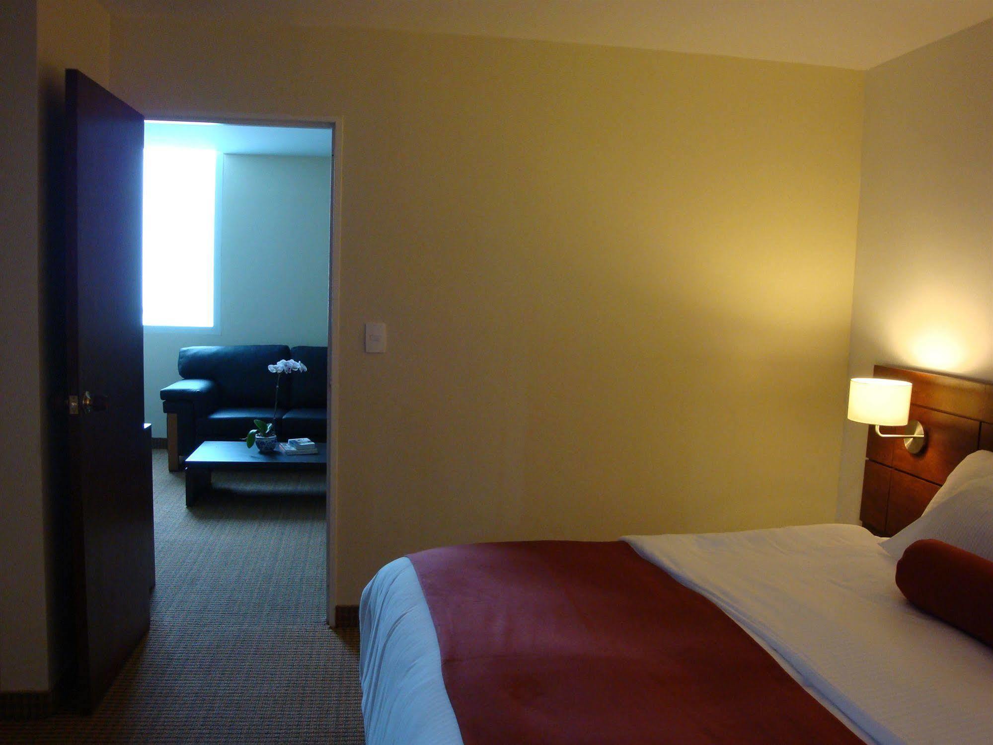 Hotel Continental Altamira à Caracas Extérieur photo
