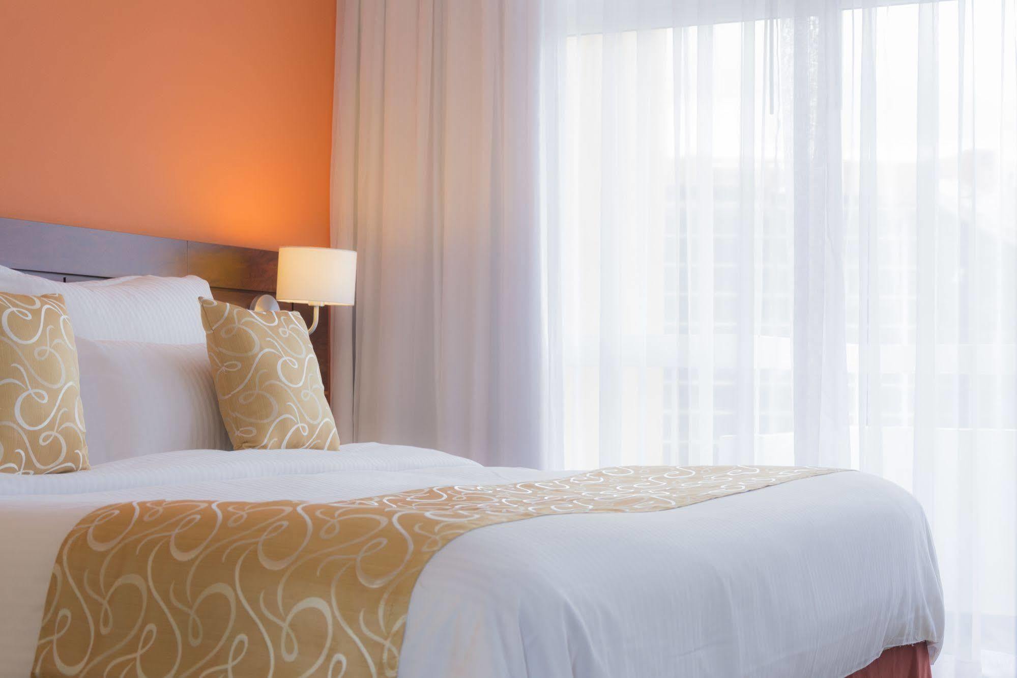 Hotel Continental Altamira à Caracas Extérieur photo